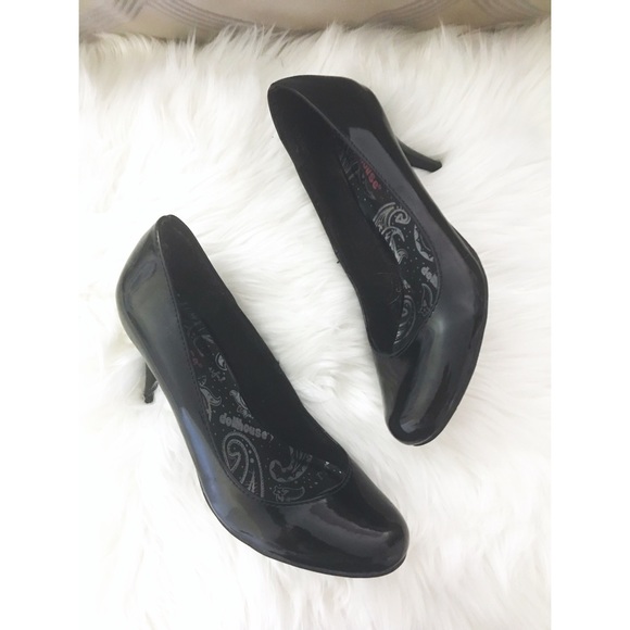 BRAND NEW cute black heels - Picture 1 of 3